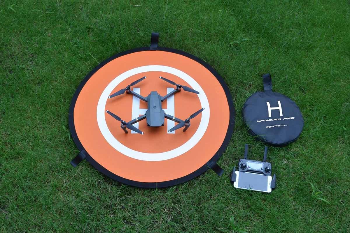 Drones Landing Pad,Quadcopter Landing Pad Accessories 55cm Soft Landing Gear Surface Waterproof Nylon Protective Fast-fold Apron for DJI Mavic Pro/Mavic Air/Spark #81243 